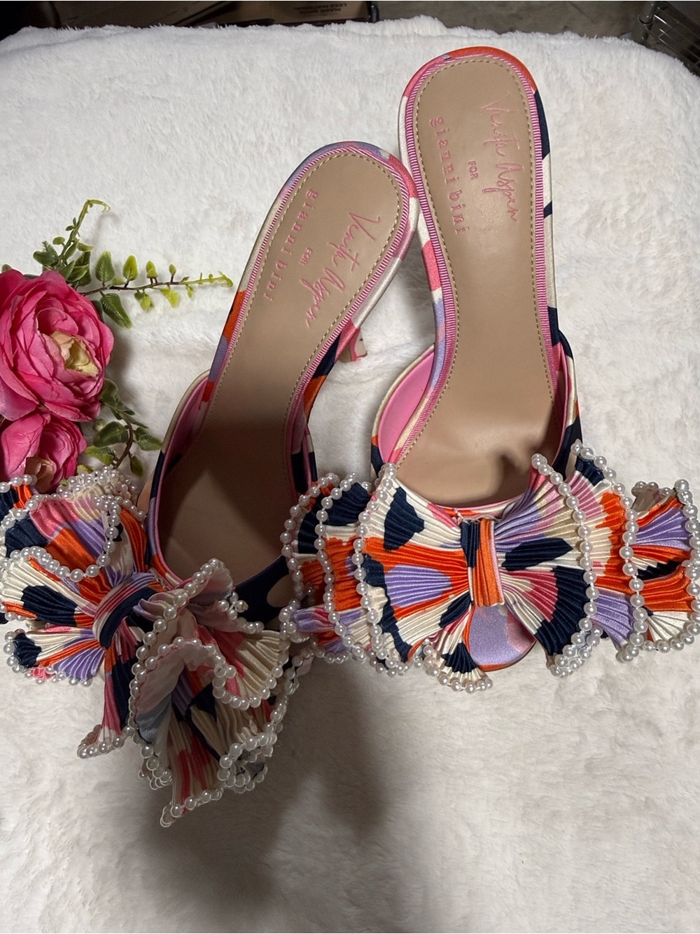 Gianni Bini floral Embellished heels - Picture 4 of 11